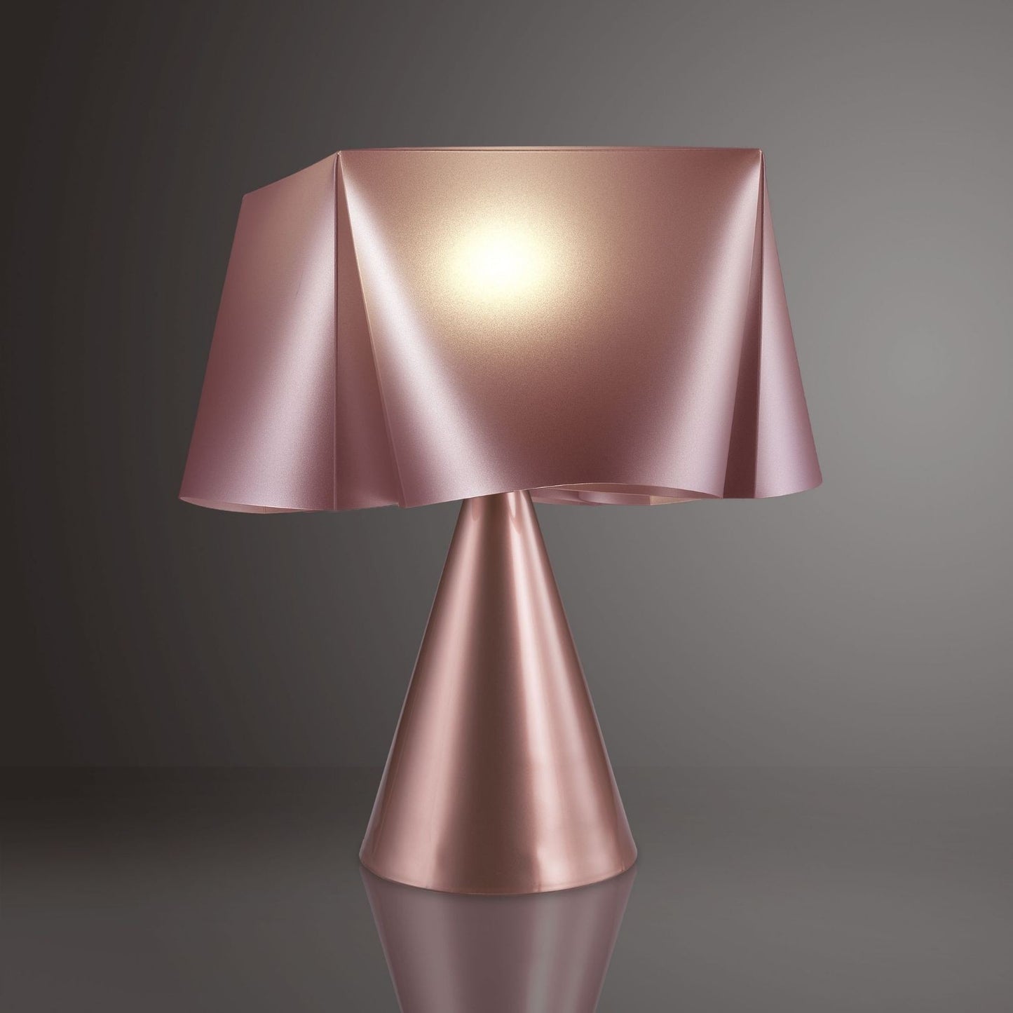 Tus-Glühlampen, Pink Metal in Plastik Cm. 28 x 32h